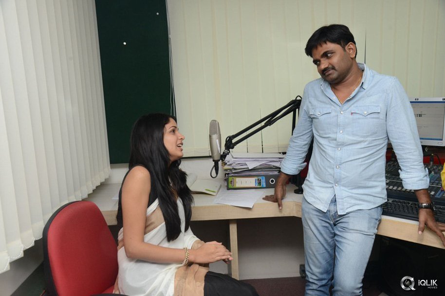 Bhale-Bhale-Magadivoy-Movie-Team-at-Radio-Mirchi-Vijayawada